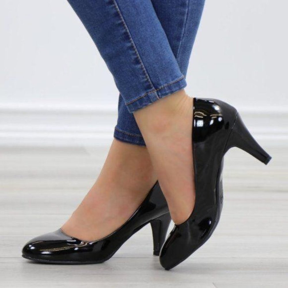 Black Patent Round Toe Kitten Low Heel Pumps - Picture 2 of 11